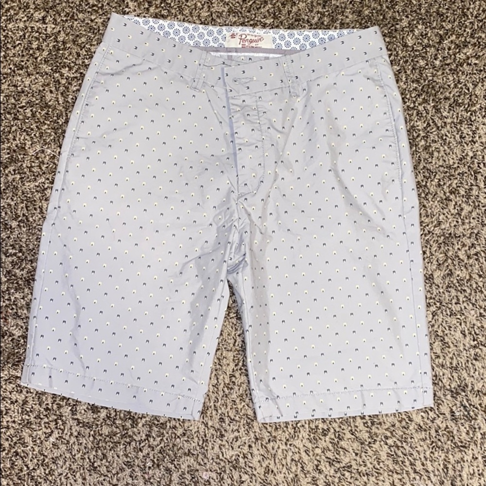 Nice lil shorts / school pants